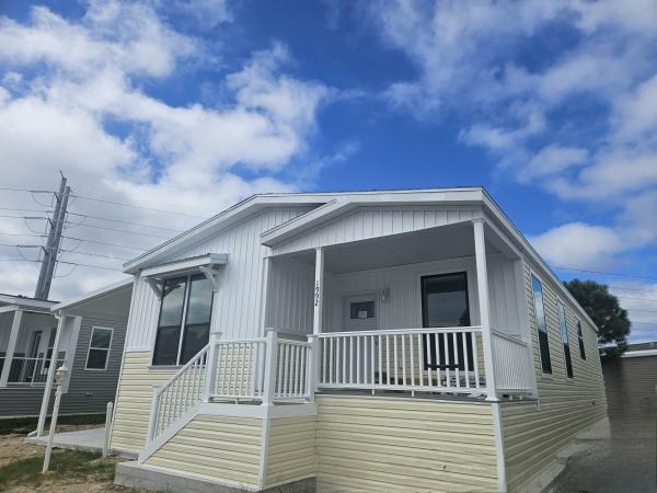 2025 Skyline LE5006A Mobile Home