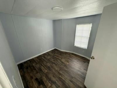 Photo 4 of 11 of home located at 11240 N Northwood Dr. #31 Inglis, FL 34449