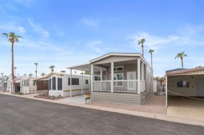 Photo 4 of 21 of home located at 4220 E Main St, #B42 Mesa, AZ 85205