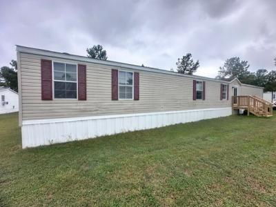 Mobile Home at 237 Porpoise Cir Fayetteville, NC 28306