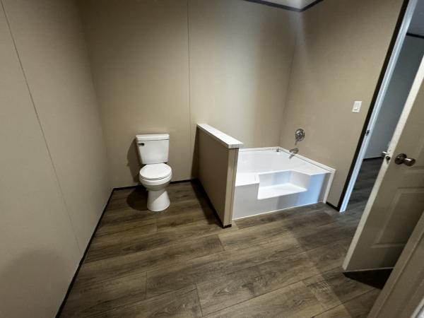 2023 140PX16763A  Home