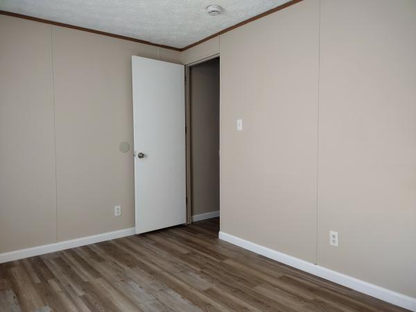 2010  Mobile Home For Sale