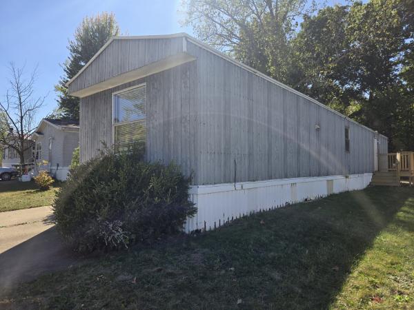 Photo 1 of 2 of home located at 9735 Foraker Dr. Fort Wayne, IN 46825