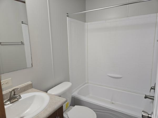 2018 LONE STAR166432F  Home