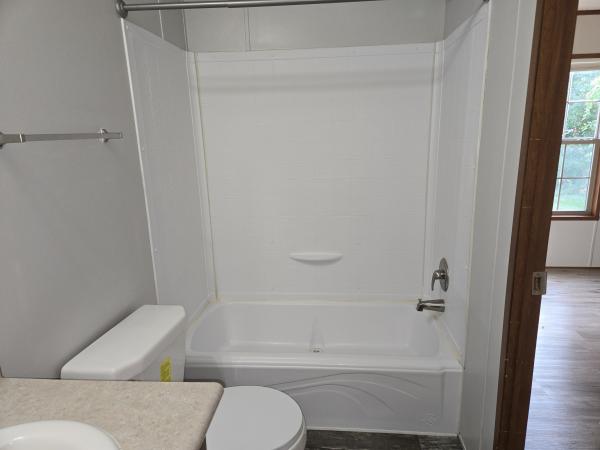 2018 LONE STAR166432F  Home