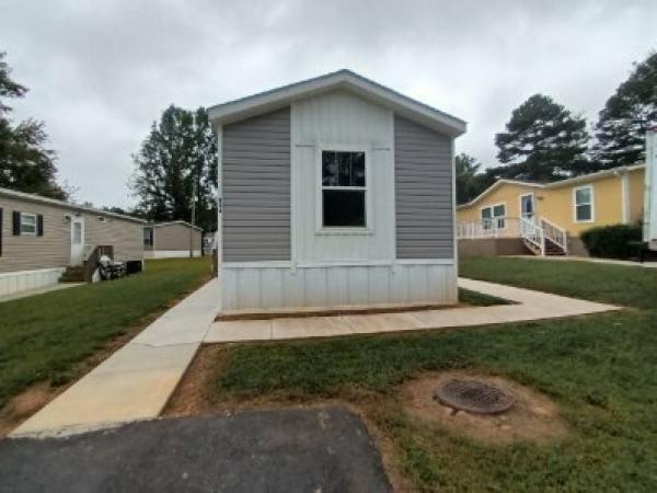 Photo 1 of 2 of home located at 604 Pelican Place McDonough, GA 30253