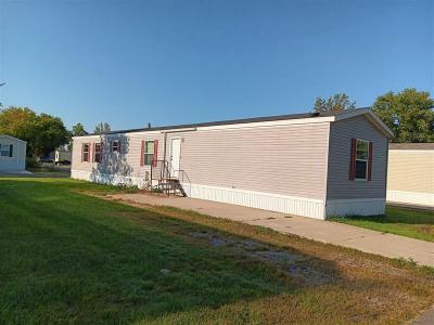 Mobile Home at 63 Willow Street Crestline, OH 44827