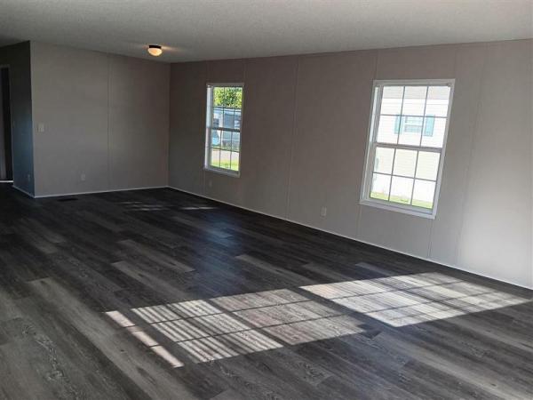 2019 6763BN  Home