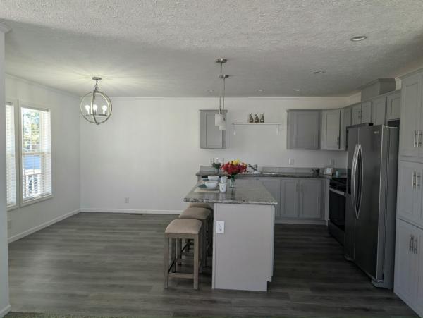 2023 Champion Homes IN Dutch Diamond II Manufactured Home