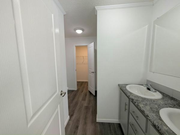 2023 Champion Homes IN Dutch Diamond II Manufactured Home