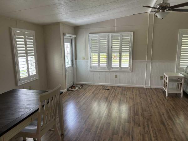 Fleetwood Barrington Mobile Home