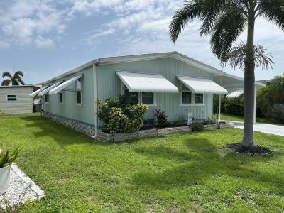 Photo 3 of 17 of home located at 558 Sunrise Ave North Fort Myers, FL 33903