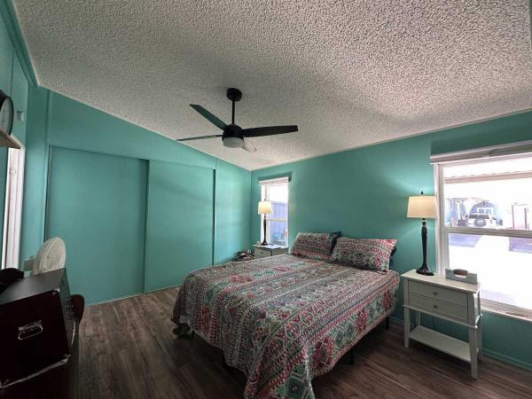 1993 Fleetwood Manufactured Home