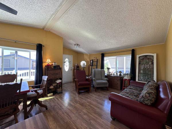 1993 Fleetwood Manufactured Home