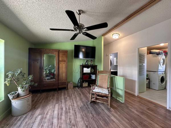1993 Fleetwood Manufactured Home
