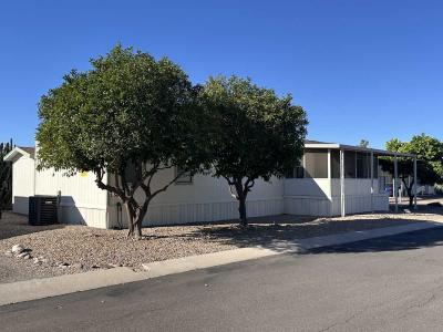 Photo 4 of 17 of home located at 2305 W Ruthrauff Rd #L-41 Tucson, AZ 85705