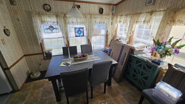 1991 Commodore Manufactured Home