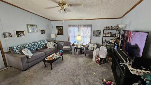 1991 Commodore Manufactured Home