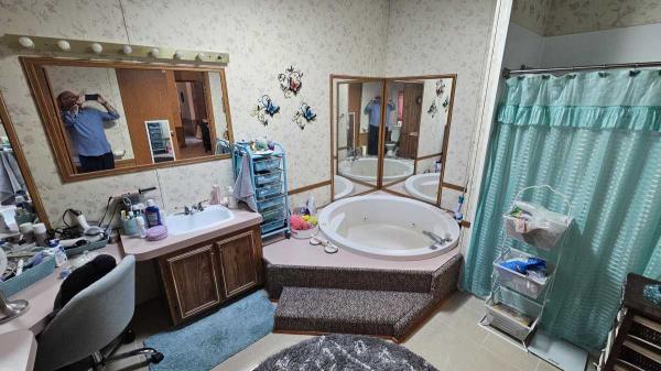 1991 Commodore Manufactured Home