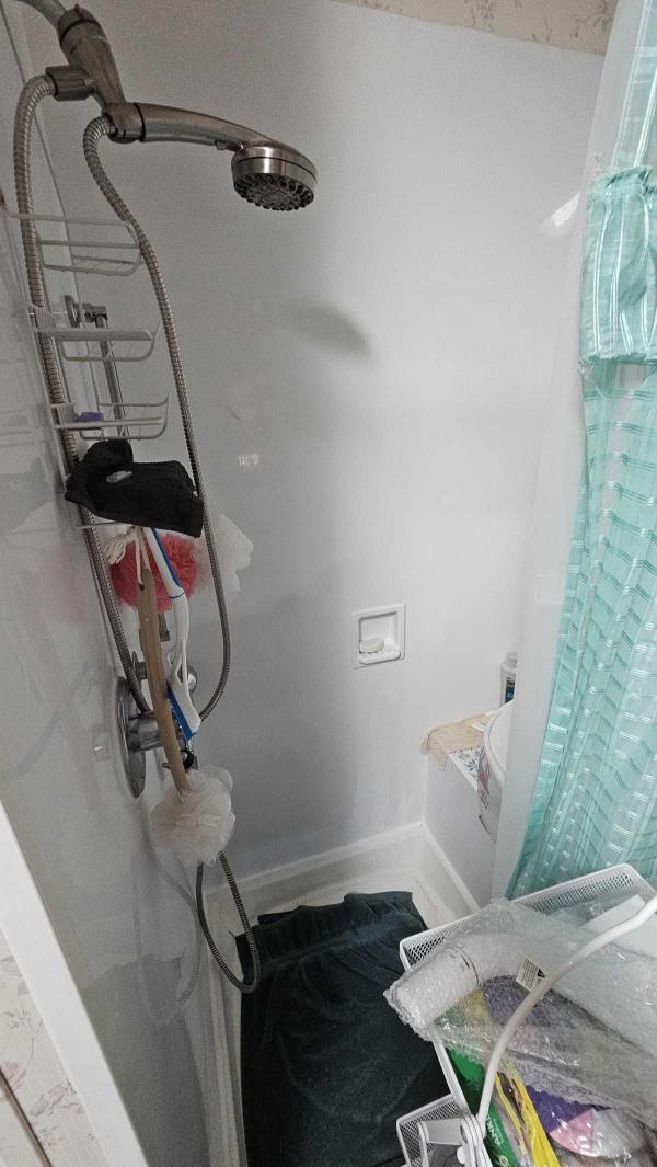 1991 Commodore Manufactured Home