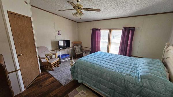 1991 Commodore Manufactured Home
