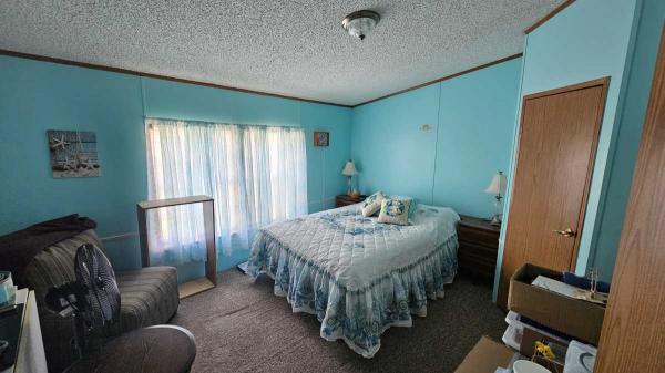 1991 Commodore Manufactured Home