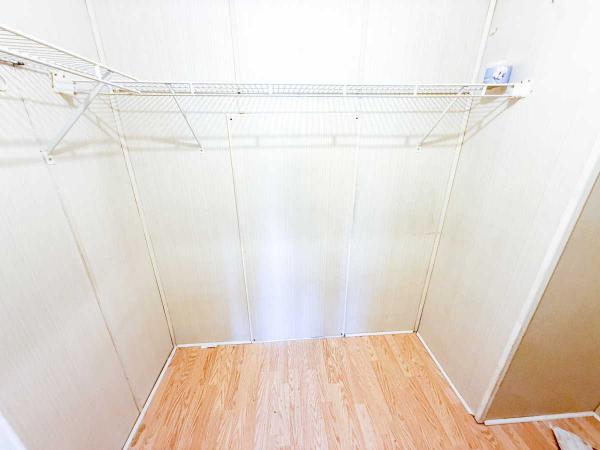 1992 Virginia Homes Radisson Manufactured Home