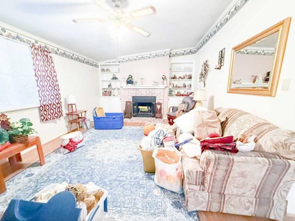 1992 Virginia Homes Radisson Manufactured Home