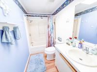 1992 Virginia Homes Radisson Manufactured Home