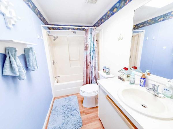 1992 Virginia Homes Radisson Manufactured Home