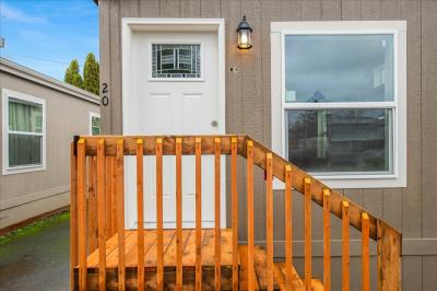 Photo 3 of 15 of home located at 3441 SE 111th Ave #20 Portand, OR 97266