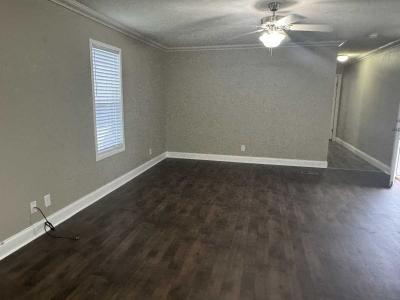 Photo 5 of 13 of home located at 8701 NE 107th Pl #146 Kansas City, MO 64157