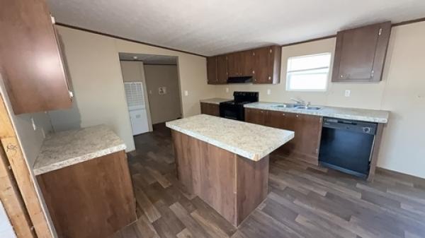 2018 THRILL 97TruMH28563RH18 Manufactured Home