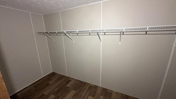 2018 THRILL 97TruMH28563RH18 Manufactured Home