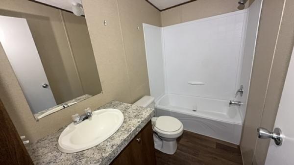 2018 THRILL 97TruMH28563RH18 Manufactured Home