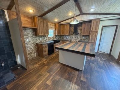 Photo 2 of 17 of home located at 25898 I-30 Bryant, AR 72022