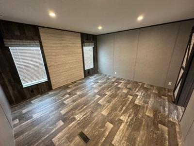 Photo 4 of 12 of home located at 305 Saint Clair St Bicknell, IN 47512