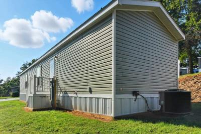 Photo 3 of 8 of home located at 710 Sand Hill Road Lot 18 Asheville, NC 28806