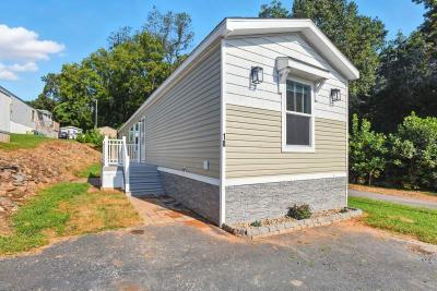 Photo 4 of 8 of home located at 710 Sand Hill Road Lot 18 Asheville, NC 28806