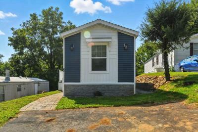 Photo 3 of 24 of home located at 710 Sand Hill Road Lot 27 Asheville, NC 28806
