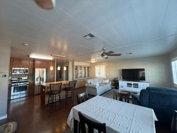 1973 Silvercrest Manufactured Home