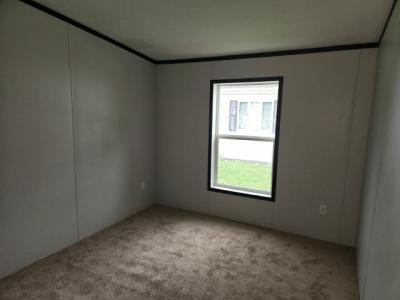 Photo 5 of 8 of home located at 85 Waterview Parkway Hamburg, NY 14075