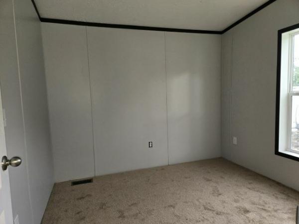 2021 Clayton - Lewistown PA 56GEM28403AH21-ZIRCON Manufactured Home