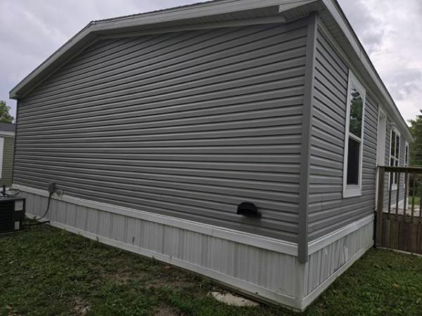 2021 Clayton - Lewistown PA 56GEM28403AH21-ZIRCON Manufactured Home