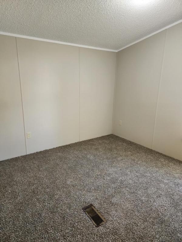 1997 Holly Park Mobile Home