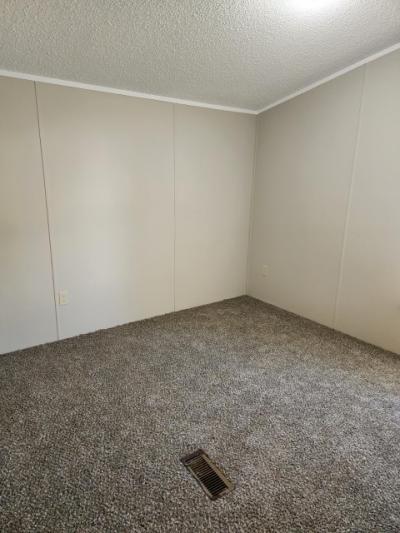 Photo 5 of 8 of home located at 1673 Meadowbrook Monroe, MI 48161