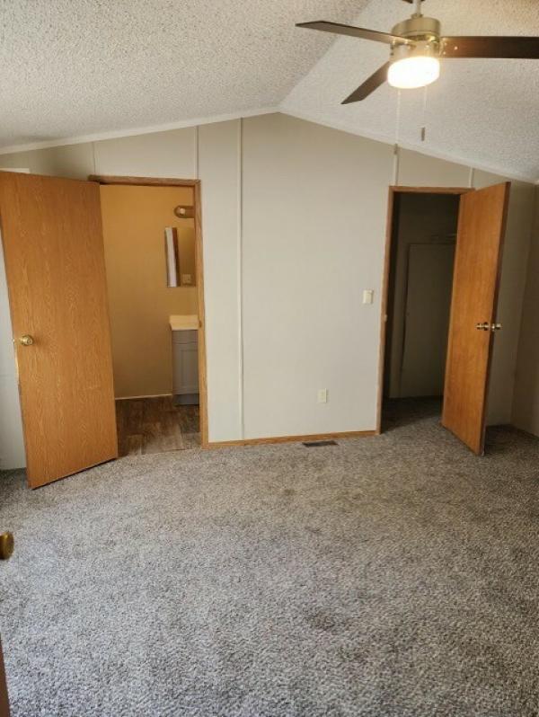1997 Holly Park Mobile Home