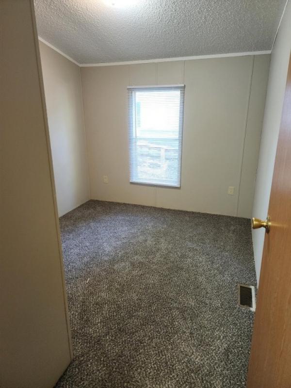 1997 Holly Park Mobile Home