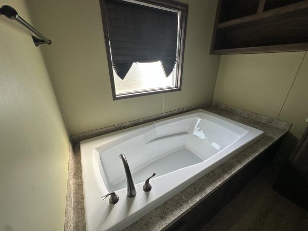 2017 Clayton Mobile Home