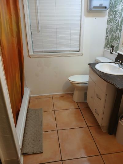 Photo 5 of 6 of home located at 170 Suncrest Ln. North Fort Myers, FL 33903